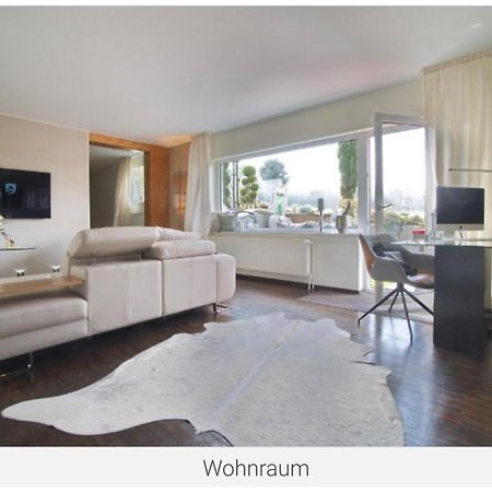 Beste Lage In Bochum Sehr Hochwertige, Individuelle Wohnung Als Hotelalternative Mit Suedterrasse, Pkw-Stellplatz, Wallbox U.V.M. Екстериор снимка